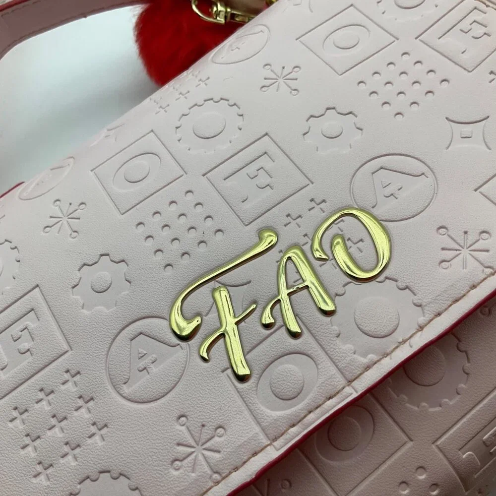 FAO Schwarz girl Glamour Go Designer Purse Embossed Logo print & bag charm - Picture 14 of 16